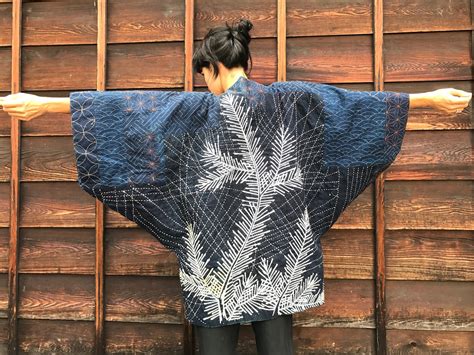 Inspiring handmade Sashiko Artwork - Upcycle Stitches