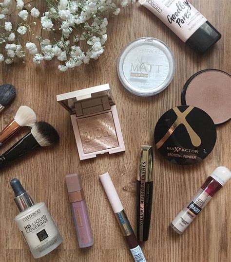 @𝘱𝘳𝘪𝘯𝘣𝘴𝘣𝘦𝘢𝘶𝘵𝘺 | High end makeup brands, Bronzing powder, High end makeup