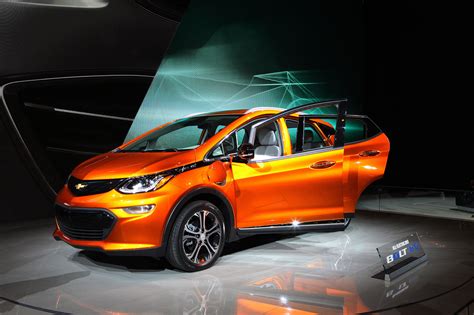 GM extends Chevy Bolt production pause amid fire concerns