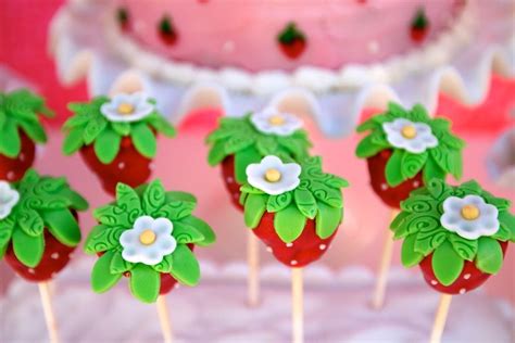 Vintage Strawberry Shortcake Birthday Party | POPSUGAR Family