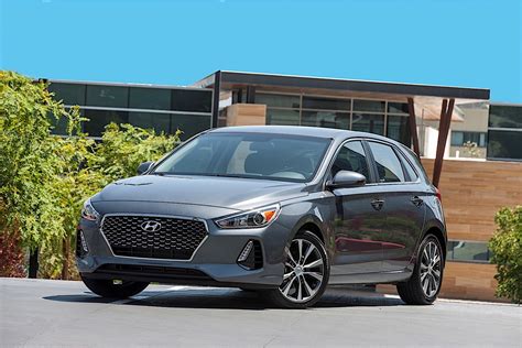 HYUNDAI Elantra GT Specs & Photos - 2017, 2018, 2019, 2020, 2021, 2022 ...