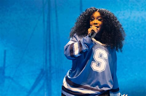 SZA's First Hot 100 No. 1, ‘Kill Bill’ | Billboard News