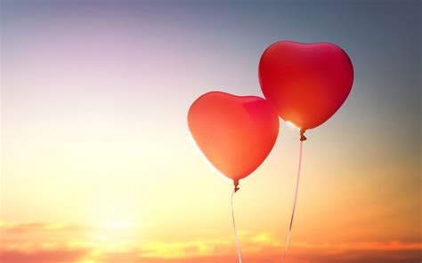 Wallpaper Love Shape Balloons - Love Balloon Wallpaper Hd - 2880x1800 ...