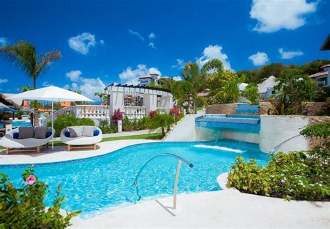 Sandals LaSource Grenada Wedding - Modern Destination Weddings