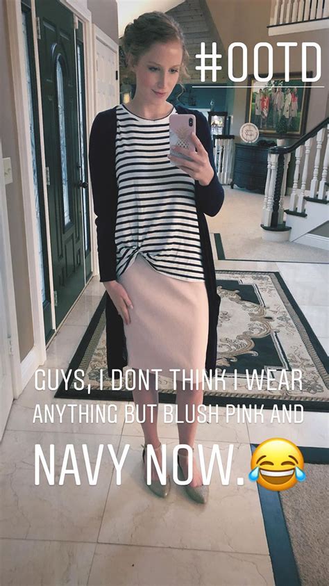 Olivia Collingsworth #OOTD on Instagram story // Navy + blush | Fashion, Family outfits, Clothes