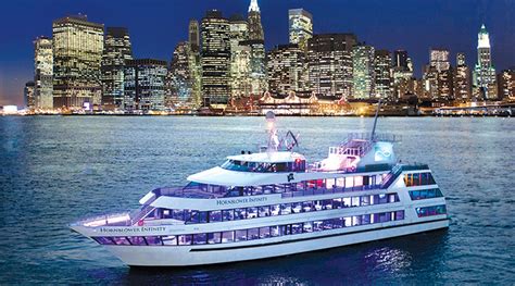 Hudson River Dinner Cruise from Manhattan in New York: Book Tours ...