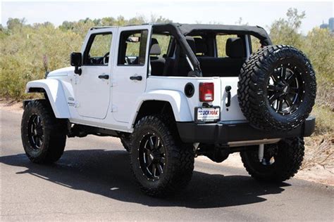 White w/ black wheels | Jeep, Jeep wrangler, Jeep wrangler unlimited