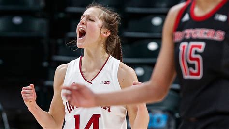 IU women's basketball advances to Big Ten women's tournament semifinals