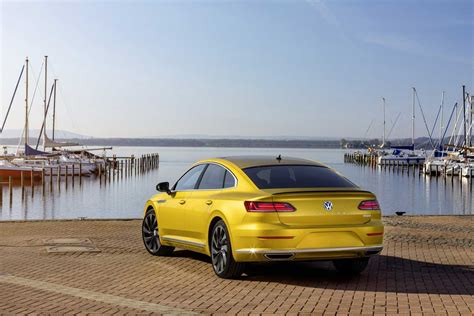 Volkswagen Arteon R-Line Package to Launch This Fall