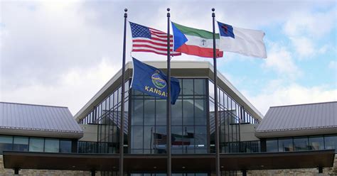 Flags of the Nations: Equatorial Guinea - Church of the Nazarene