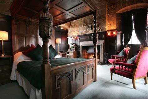 Image result for castle fraser interior | Schloss schlafzimmer, Schlosszimmer, Schottische burg