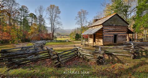 The John Oliver Cabin in Cades Cove – Inside Townsend