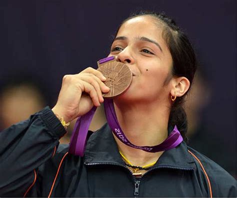 Saina Nehwal Biography - Facts, Childhood, Family Life & Achievements