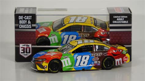 KYLE BUSCH 2022 M&M'S #18 TOYOTA 1/24 ACTION COLLECTOR SERIES DIECAST (LAST M&M'S SEASON CAR ...