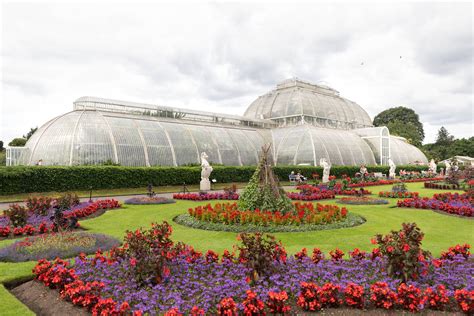 Royal Botanical Gardens, Kew in London, England, United Kingdom Beautiful Gardens of the World ...