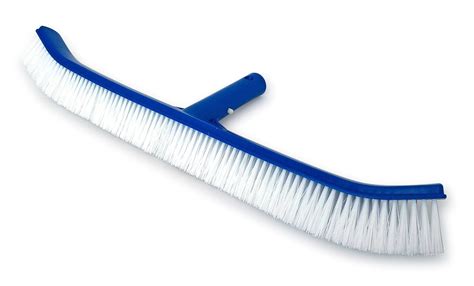 5 Best Pool Brush Reviews: Top Expert Picks in 2021