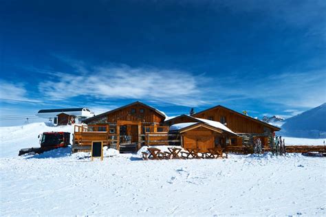 What You Need to Know About Ski Resort Safety - Outdoors Report