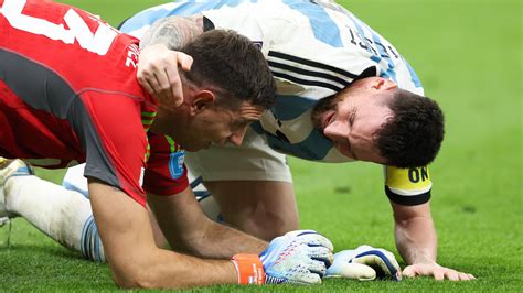 Argentina 2-2 Netherlands AET (Argentina win on penalties): Lionel Messi World Cup dream lives ...