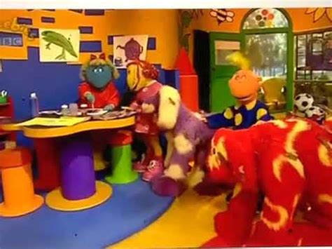 Tweenies Season 7 Episode 47 Conversation Scene/Brush es themselves getting smart funny scene ...