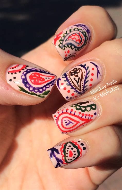 ehmkay nails: Hand-painted Paisley Nail Art with Jessica Autumn in New York Collection