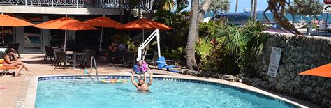 Amenities at the Sea Club Resort Ft Lauderdale: Enjoy family beachfront ...