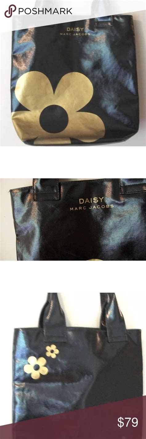 MARC JACOBS DAISY Large Black Tote Bag | Black tote bag, Large black ...