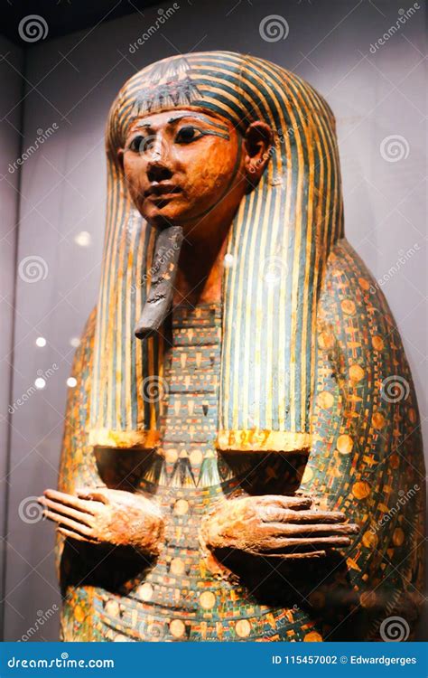 Luxor Museum - Egypt editorial photography. Image of carvings - 115457002