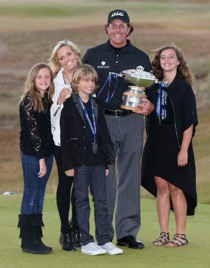 Amy Mickelson, Phil’s Wife: 5 Fast Facts You Need to Know | Heavy.com