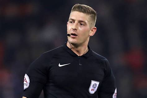 Robert Jones to take charge of Carabao Cup Quarter-Final | Brentford FC