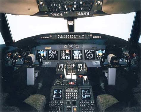 Bombardier Challenger 604 - Aerospace Technology