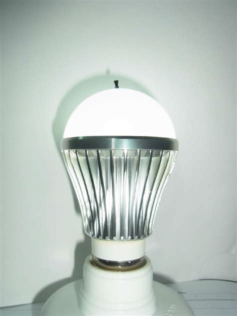 Innovative LED Bulb Air Purify Best Selling LED Negative Ion LED Lamp/LED Bulbs and Tubes ...