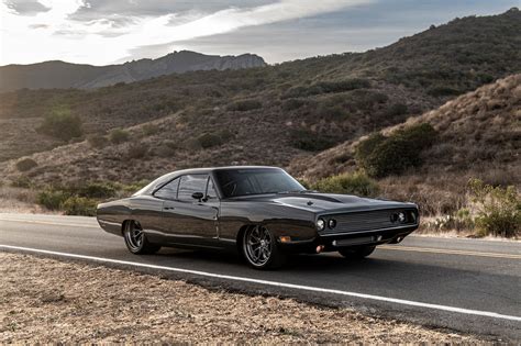 Kevin Hart's 1,000-HP 1970 Dodge Charger 'Hellraiser' Is a Killer Custom Muscle Car - Maxim