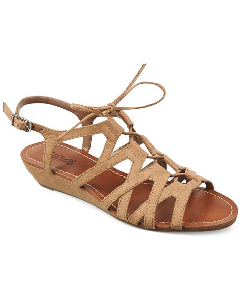 Carlos by carlos santana Kiara 2 Gladiator Sandals in Brown | Lyst