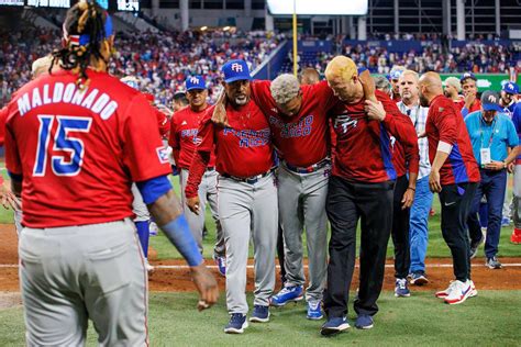 What Happened To Edwin Díaz? The Mets Player Was Wheeled Off The Field With A Devastating Injury ...