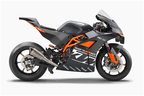 2023 KTM RC 8C Superbike | HiConsumption