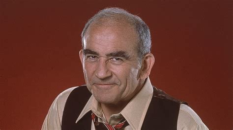 Ed Asner Dead: Star of”Lou Grant,' 'Mary Tyler Moore Show' Was 91 - Variety