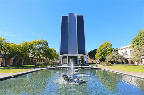 Caltech Guide - Ivy Scholars