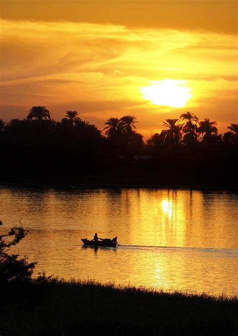 Sunset over the River Nile | River Nile, Luxor gbr309.redbub… | Flickr