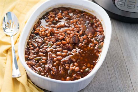 Pressure Cooker Southern Baked Beans | The Foodie Eats