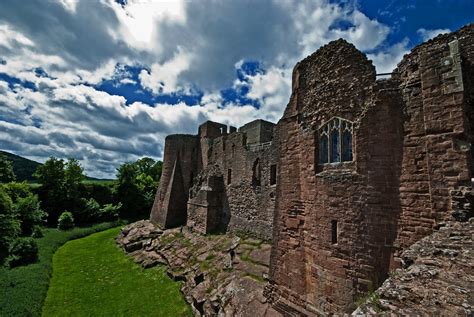 Goodrich Castle, Ross-on-Wye, Herefordshire. | Goodrich Cast… | Flickr