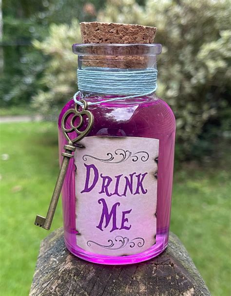 Eat Me Drink Me Potion / Alice in Wonderland Gift / Shrinking | Etsy