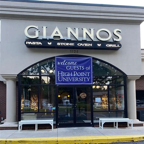 GIANNOS, High Point - Photos & Restaurant Reviews - Order Online Food Delivery - Tripadvisor