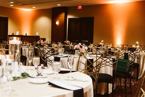 DoubleTree Pittsburgh Downtown | Pittsburgh Wedding Venue