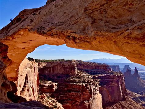 [4032x3024] The Mesa Arch in Canyonlands National Park, UT. /r ...