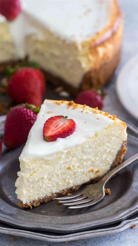 Cheesecake Factory Original Cheesecake Copycat Recipe - Sweet and ...