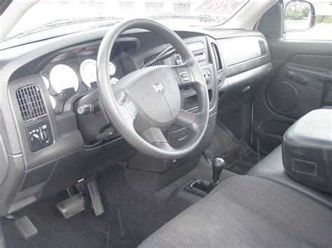 2004 Dodge Ram Pickup 1500 - Interior Pictures - CarGurus