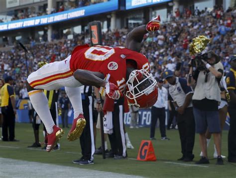 'He only sees the end zone': Tyreek Hill makes everyone on the field ...