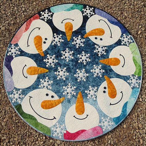 snowman quilt patterns - Google Search | Snowman quilt, Applique quilt patterns, Applique quilts