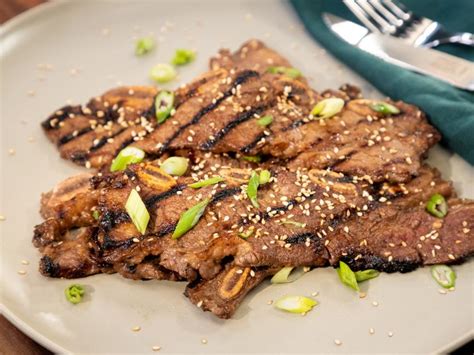 Grilled Korean BBQ Beef Short Ribs Recipe | Jet Tila | Food Network