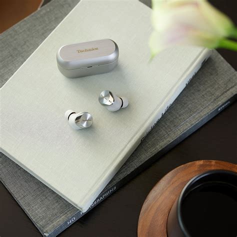 Premium Hi-Fi True Wireless Earbuds with Noise Cancelling EAH-AZ80